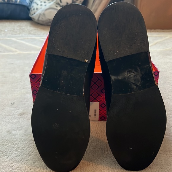 Tory Burch Chelsea booties - Picture 5 of 6